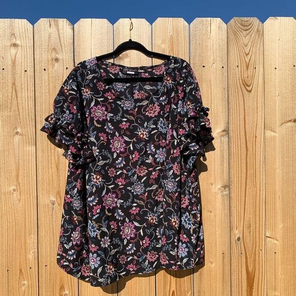 Take 50% OFF- Lane Bryant Women’s Floral Blouse, Size-28 - Picture 1 of 7